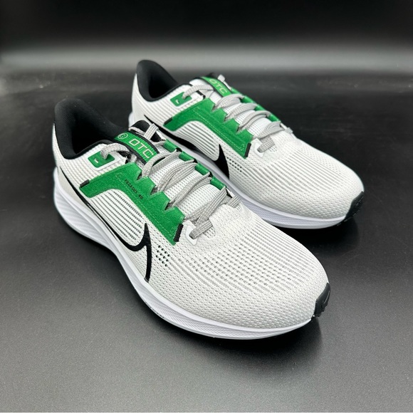 Nike Air Zoom Pegasus 40 Oregon Track Club OTC White Green FJ2845-100 Men’s 8 - Picture 3 of 8